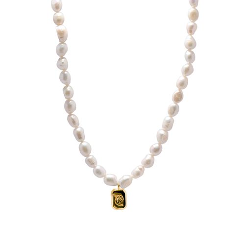 Colar Audrey de Pérola Natural de Aço Dourado